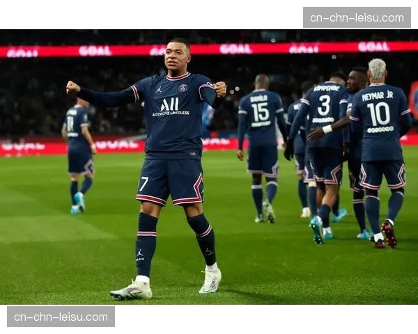 大巴黎3-0完胜圣埃蒂安，以一场大胜送别对手降级